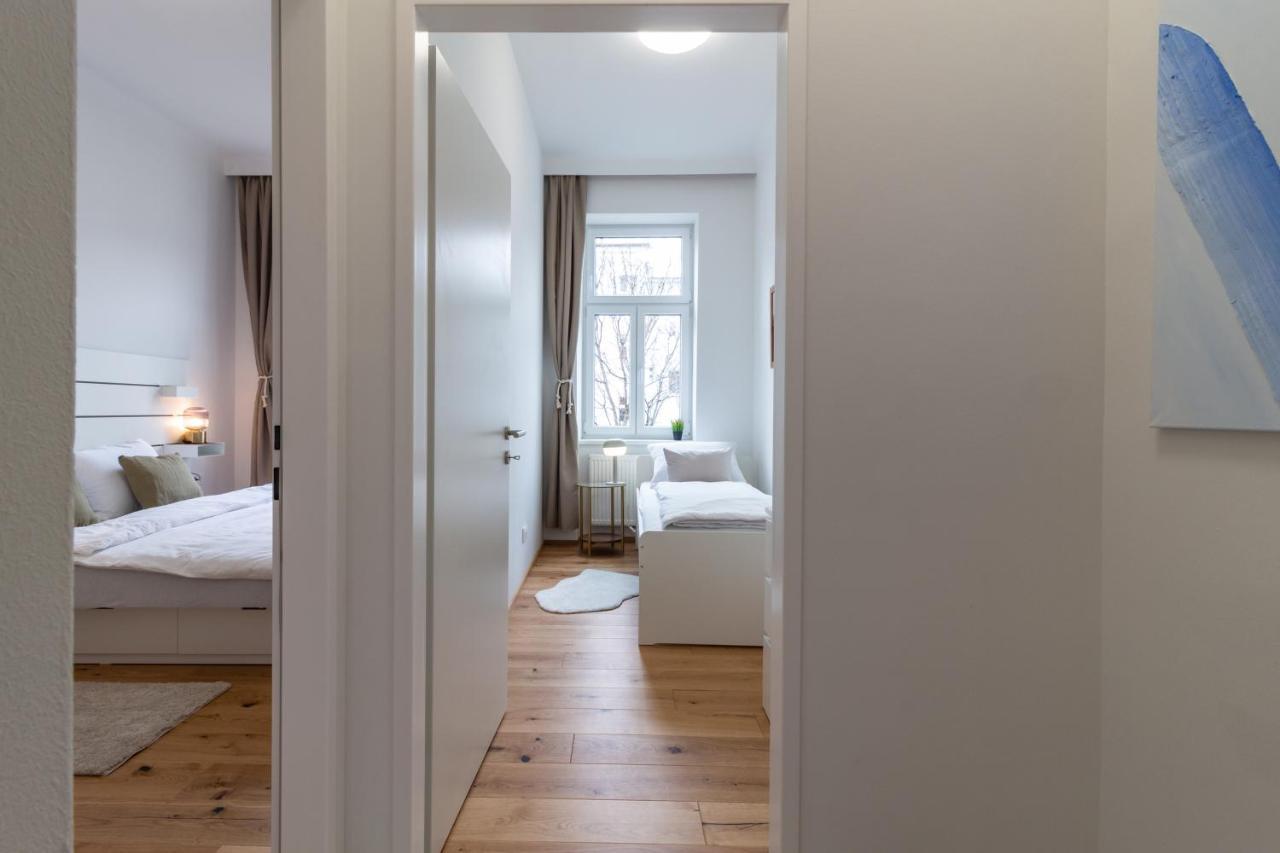 Cozy, Generous City Apartment - 10 Min To City-Centre - Contactless 24H Check-In ウィーン エクステリア 写真