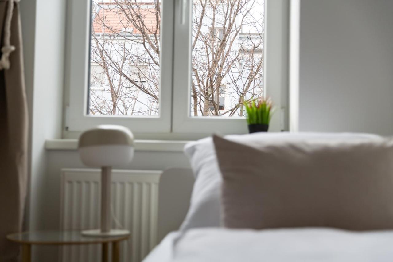 Cozy, Generous City Apartment - 10 Min To City-Centre - Contactless 24H Check-In ウィーン エクステリア 写真