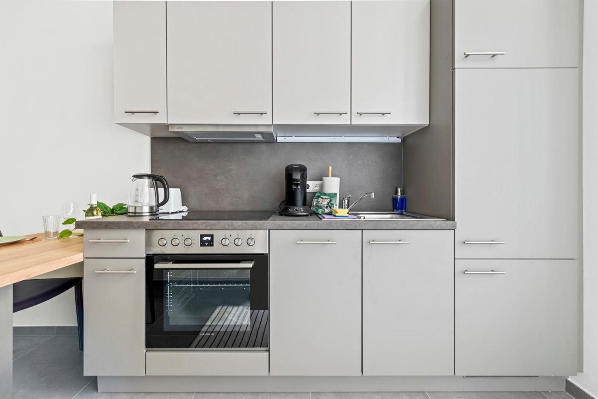 Cozy, Generous City Apartment - 10 Min To City-Centre - Contactless 24H Check-In ウィーン エクステリア 写真